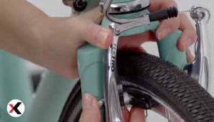 how-to-tighten-bike-brakes-3-400