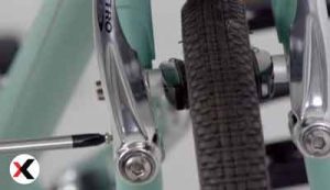 how-to-tighten-bike-brakes-5-400