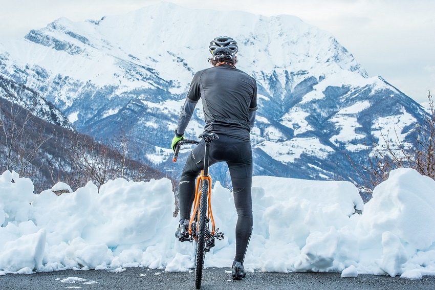 Cycling During Cold Weather: Tips and Tricks