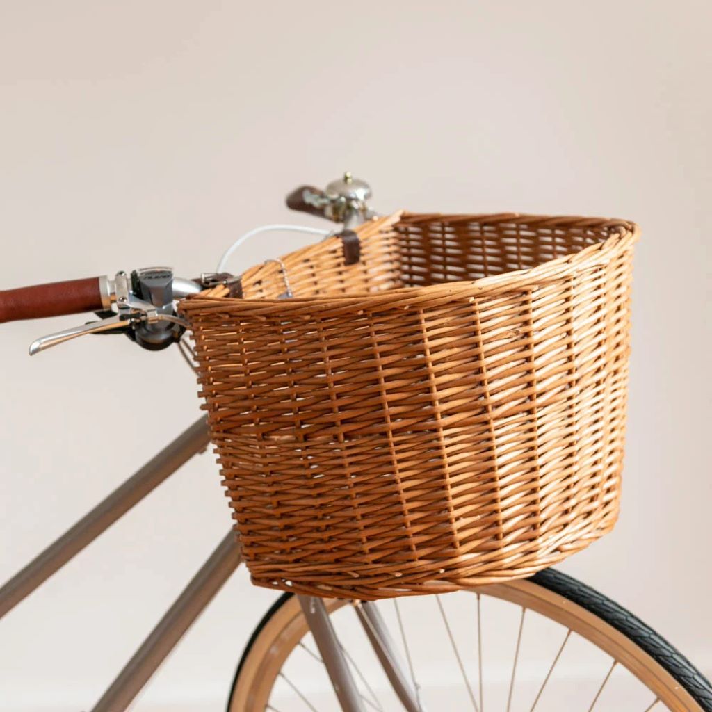 How to fit a bike basket
