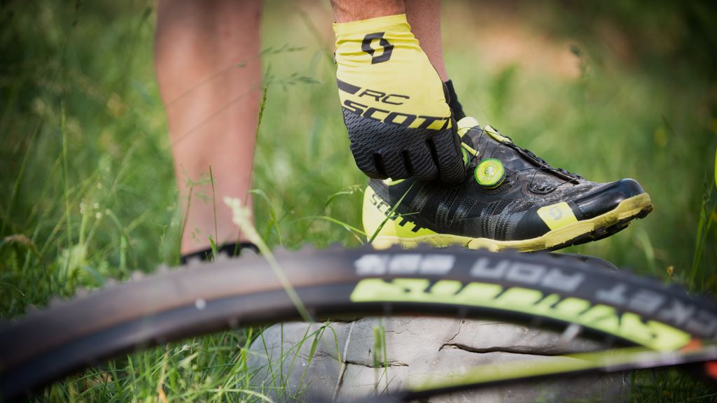 What shoes should you wear for mountain biking