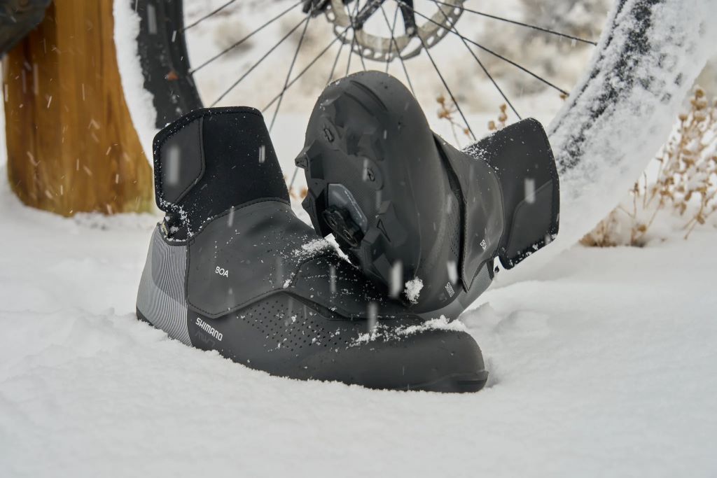 What is the advantage of mountain bike shoes