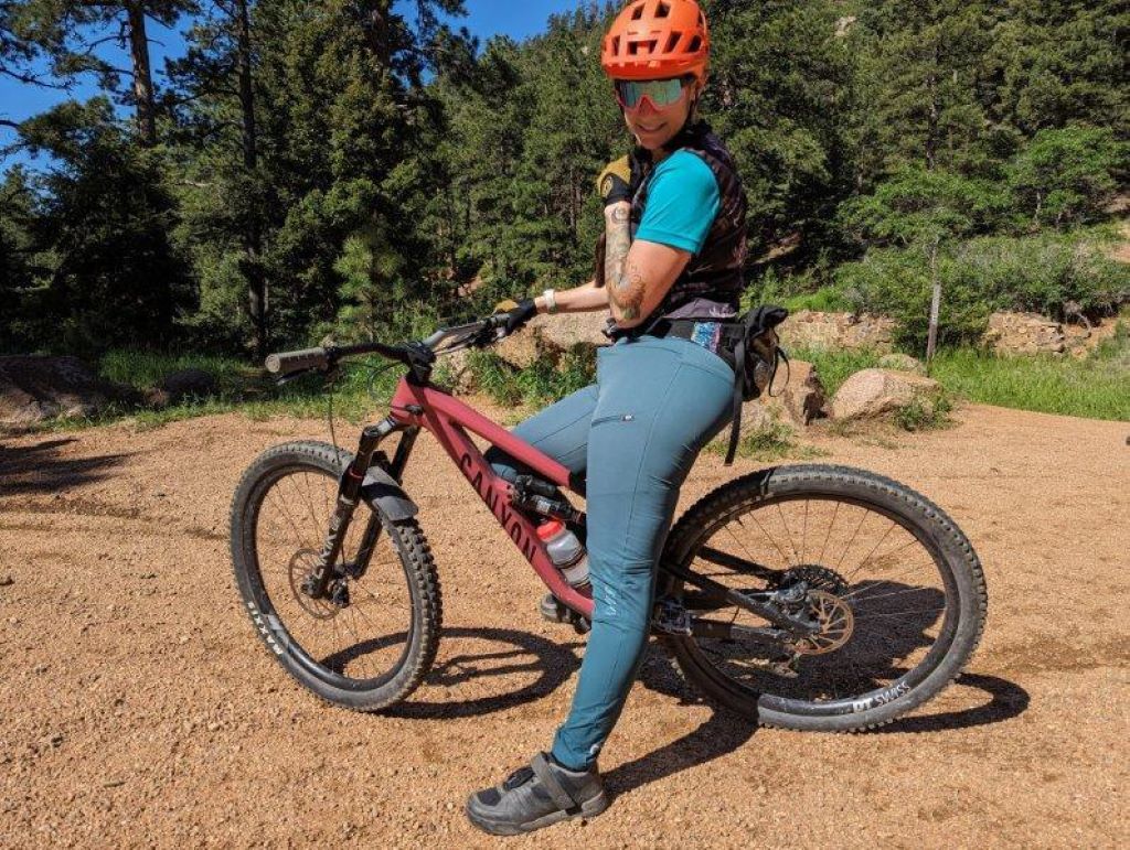 What kind of pants do you wear on a mountain bike