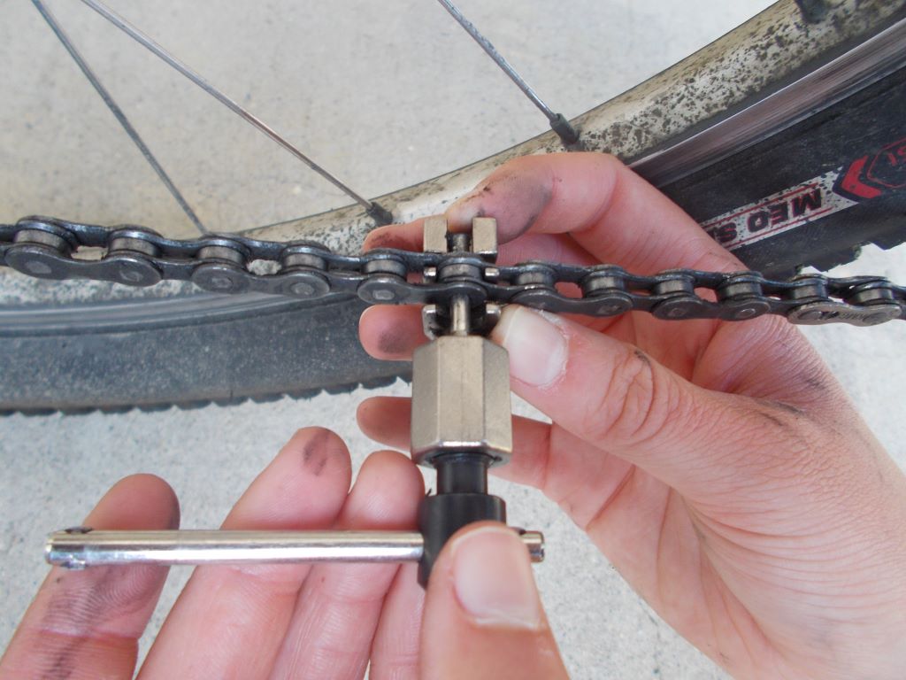 Why is my chain skipping MTB