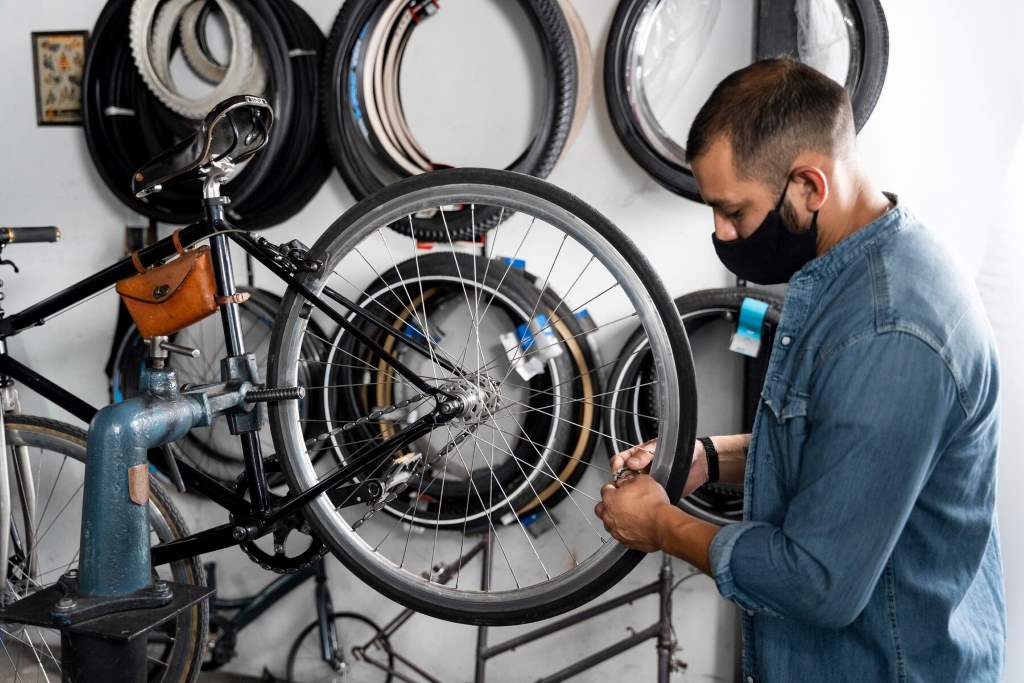 Choosing the Best Disc Wheelset Under $500