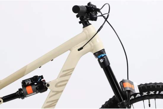Close view of Canyon Spectral aluminum frame design